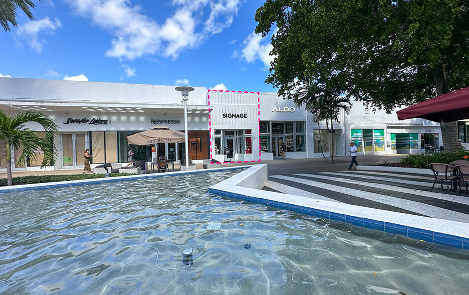 635-639 Lincoln Rd, Miami Beach, FL for lease - Building Photo - Image 3 of 5