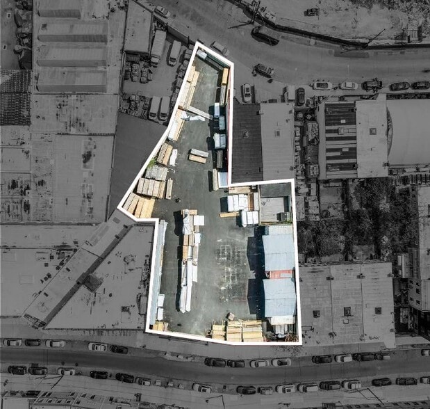 1520 Decatur St, Ridgewood, NY for lease - Building Photo - Image 3 of 4