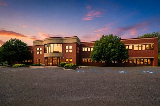 Plus de détails pour 1240 New Scotland Rd, Slingerlands, NY - Bureau/Médical à louer