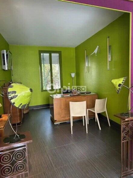 Office in Reims for lease - Interior Photo - Image 3 of 6