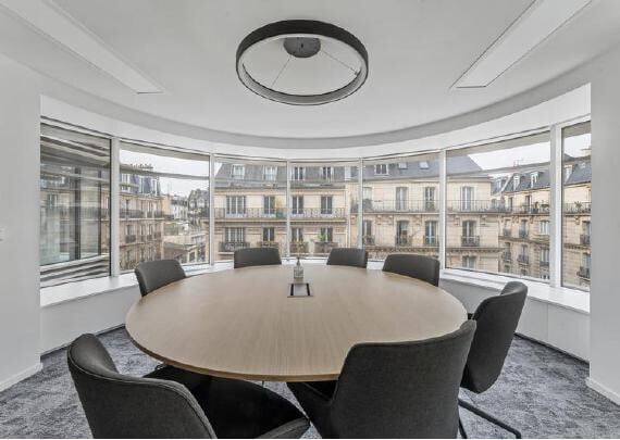 34 Rue Guersant, Paris for lease - Building Photo - Image 1 of 18