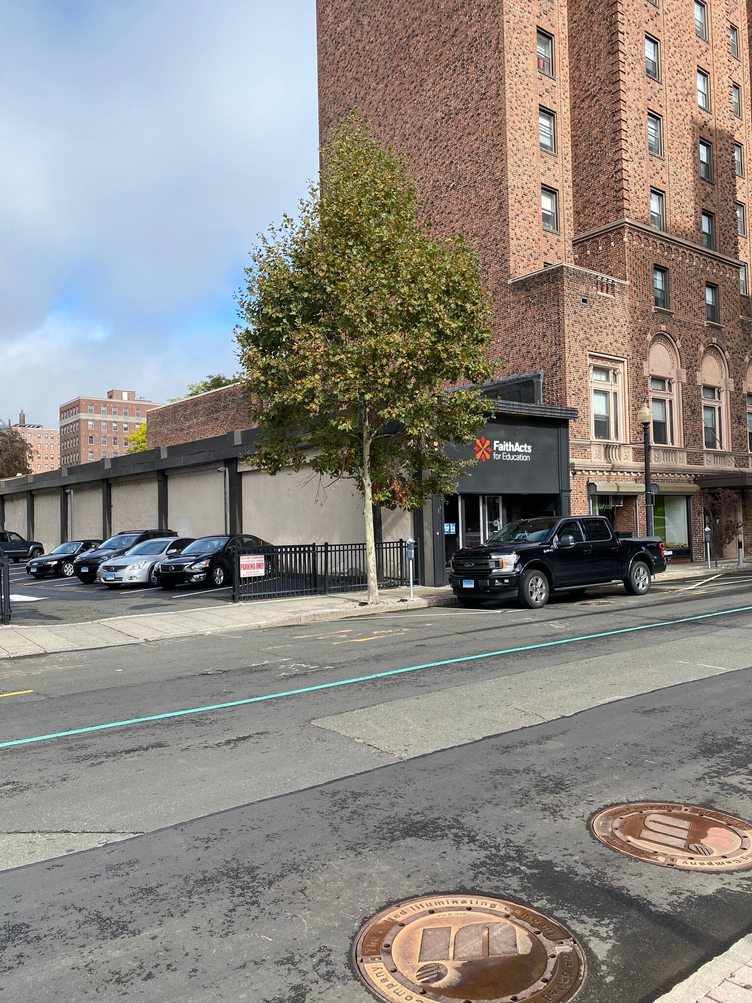 160 Fairfield Ave, Bridgeport, CT for sale Primary Photo- Image 1 of 5