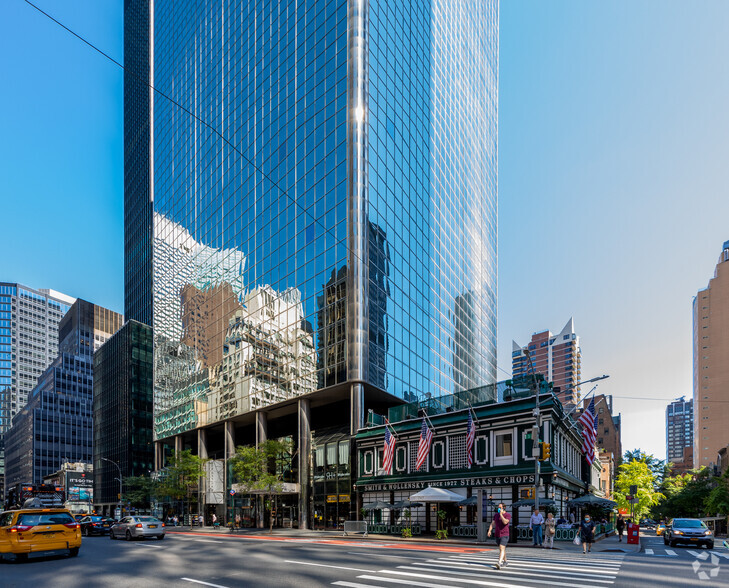 805 Third Ave, New York, NY for lease - Building Photo - Image 1 of 2