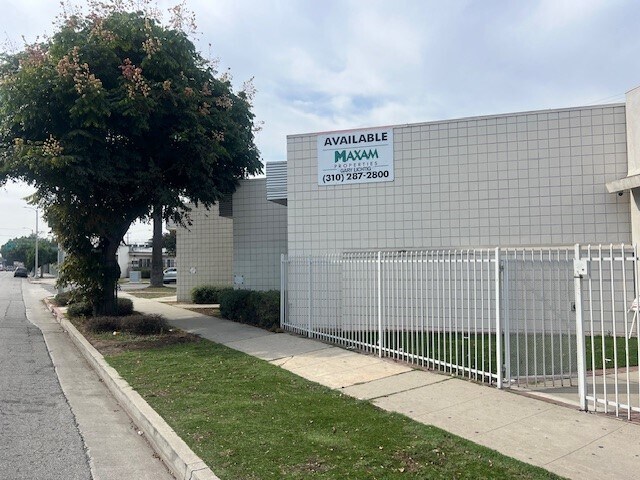 5569 W Washington Blvd, Los Angeles, CA à louer - Photo du bâtiment - Image 3 de 10