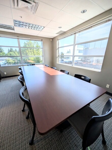 32525 Simon Ave, Abbotsford, BC for lease - Building Photo - Image 3 of 6
