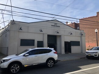 Plus de détails pour 217 Parker Ave, Clifton, NJ - Flex à vendre