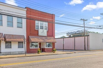 701 W Broadway Ave, Hopewell, VA for lease Building Photo- Image 2 of 19