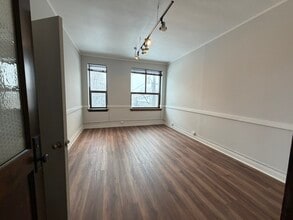 1467 N Elston Ave, Chicago, IL à louer Photo intérieure- Image 2 de 3