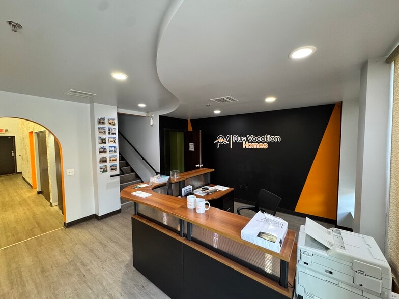 2151 Consulate Dr, Orlando, FL for lease - Interior Photo - Image 2 of 54