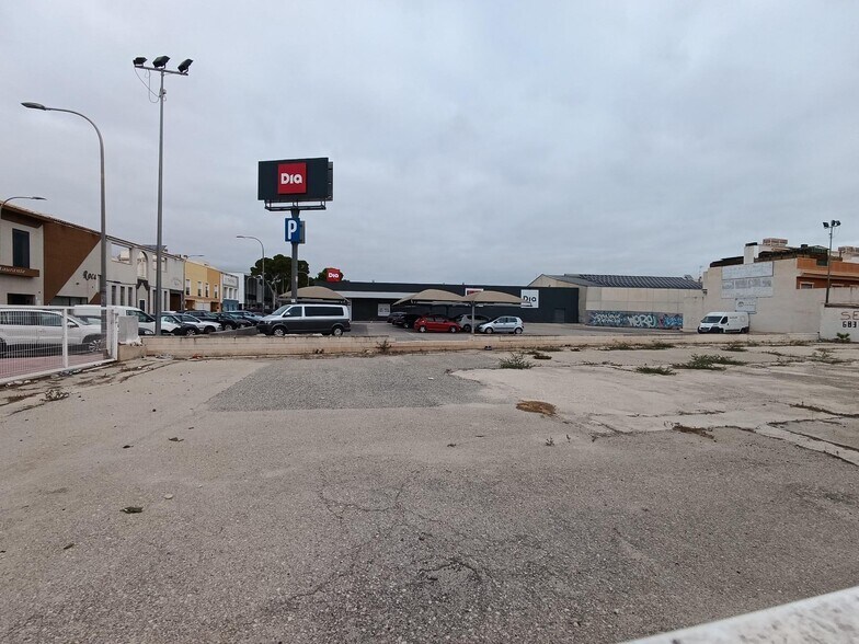 Avinguda Alcalde Carlos Carbonell, 22, Aspe, Alicante à vendre - Photo du bâtiment - Image 2 de 5