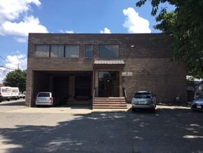 207-235 Clifton Blvd, Clifton, NJ for lease Interior Photo- Image 1 of 10