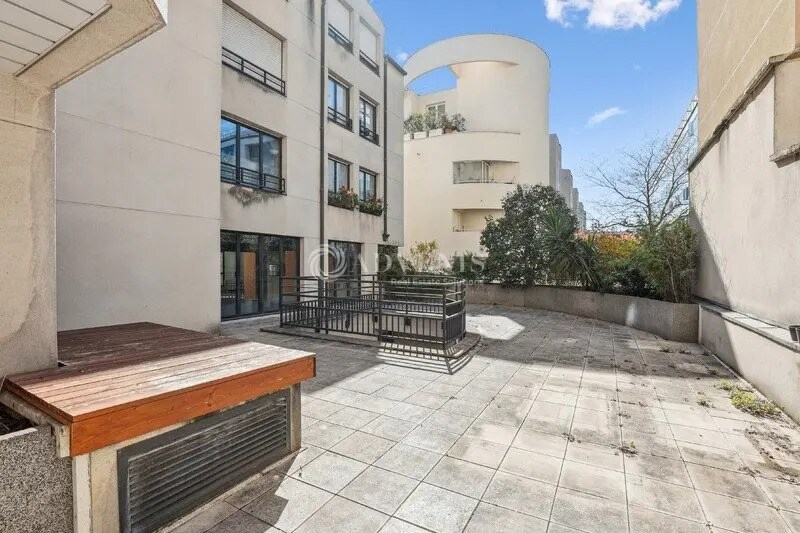 Bureau dans Boulogne-Billancourt à louer - Photo du bâtiment - Image 2 de 12