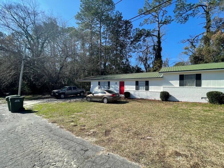 700 1st St, Moultrie, GA for sale - Primary Photo - Image 1 of 3