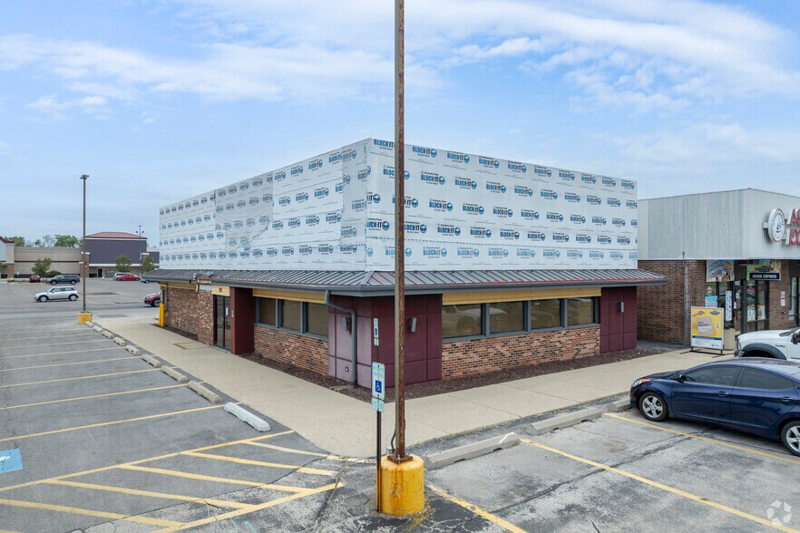 900 W North Ave, Melrose Park, IL à louer - Photo principale - Image 1 de 5