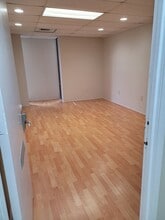 12955 Biscayne Blvd, North Miami, FL à louer Photo intérieure- Image 2 de 3