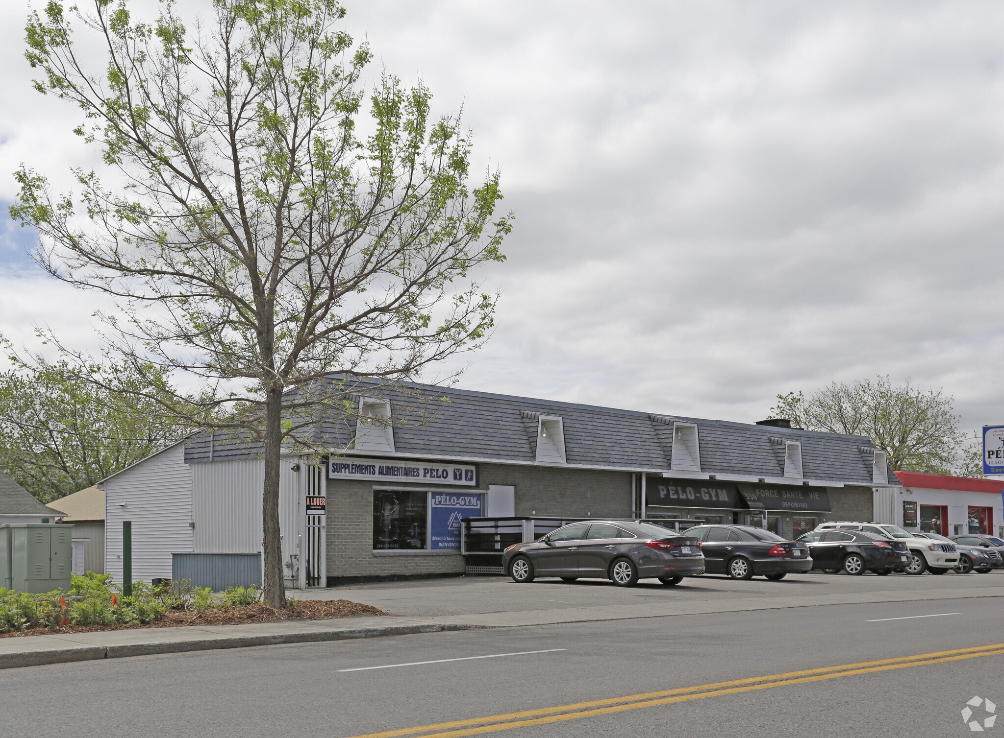 530 Rue Notre-Dame, St-Sulpice, QC à vendre Photo principale- Image 1 de 3