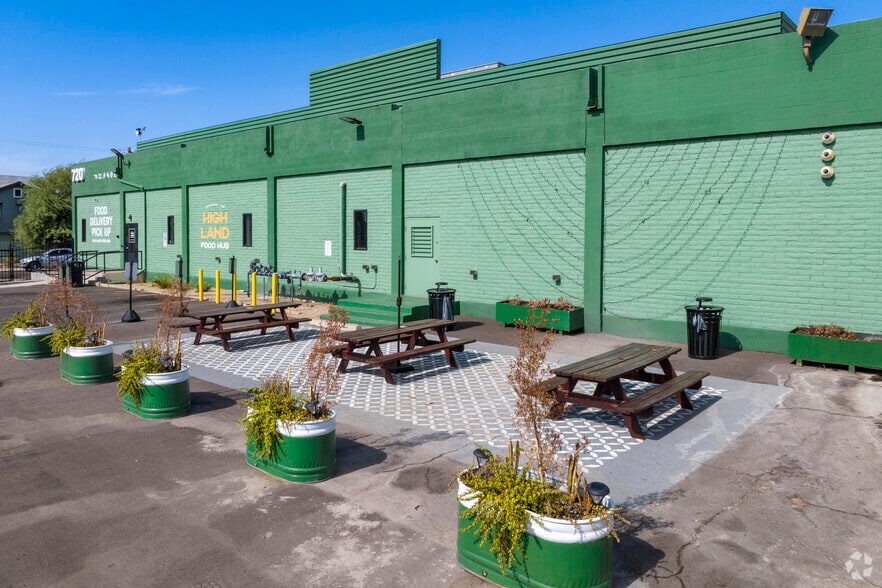720 W Highland Ave, Phoenix, AZ for lease - Building Photo - Image 3 of 22