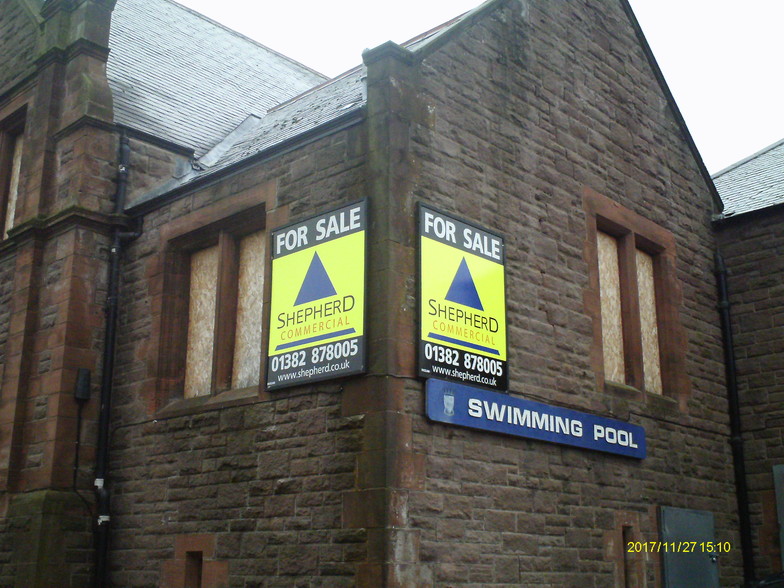 Former Swimming Pool, Forfar à vendre - Photo principale - Image 1 de 1