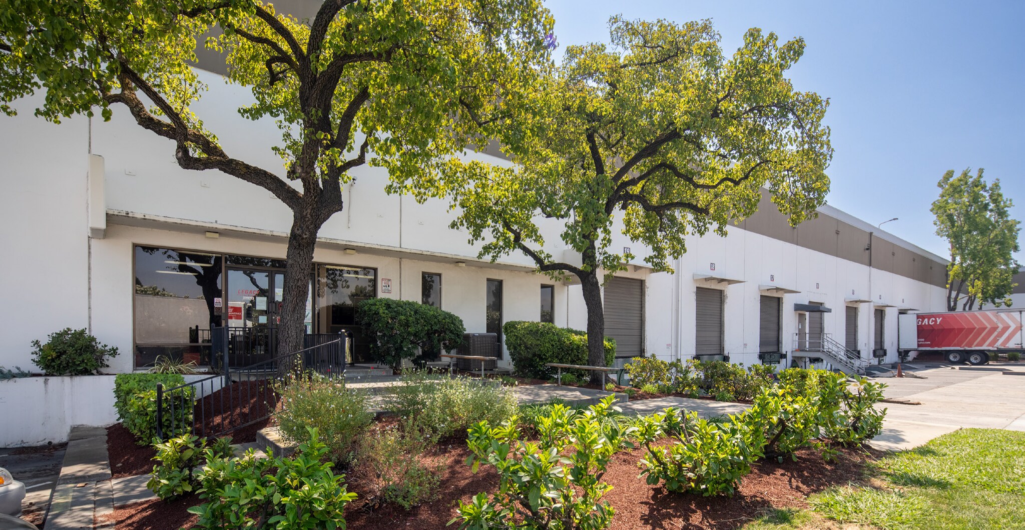 935 Mclaughlin Ave, San Jose, CA for lease Primary Photo- Image 1 of 7