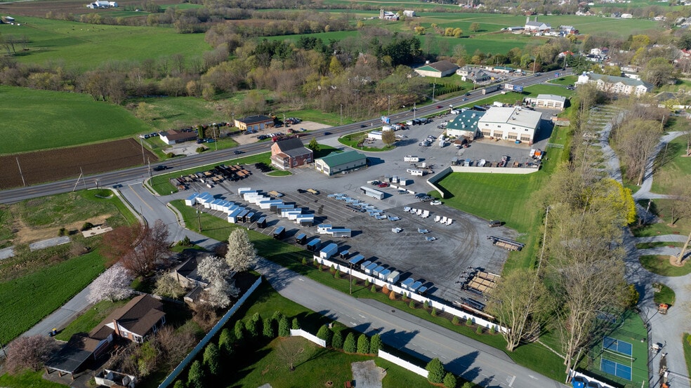 2969 Lincoln Hwy E, Gordonville, PA for lease - Building Photo - Image 3 of 28