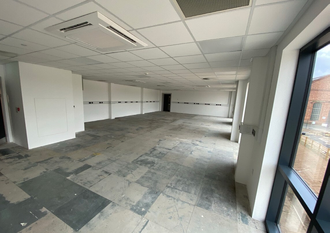 Poplar Av, Lincoln for lease Construction Photo- Image 1 of 7