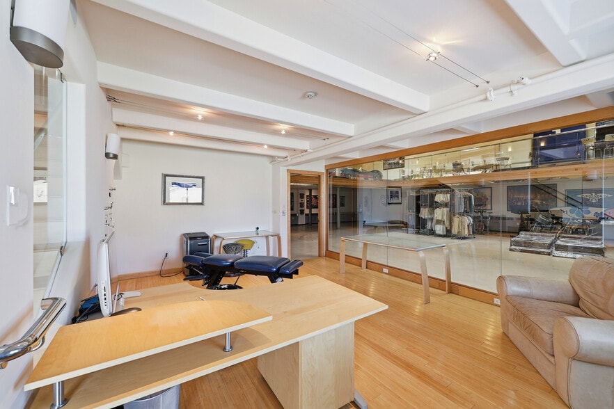 429-447 Lambert Ave, Palo Alto, CA for lease - Building Photo - Image 2 of 10
