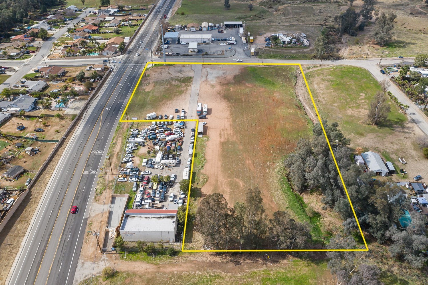 18730 Central Ave, Lake Elsinore, CA for sale Primary Photo- Image 1 of 8