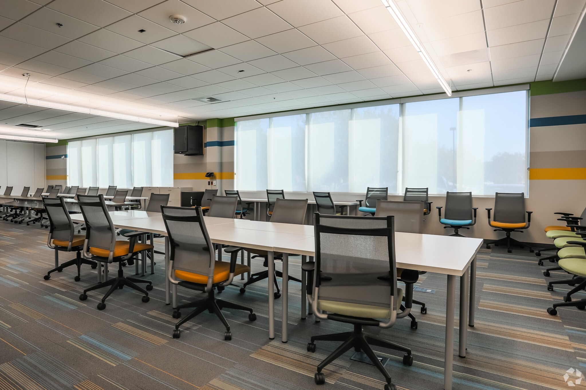 1000 Enterprise Way, Roseville, CA for lease Interior Photo- Image 1 of 3