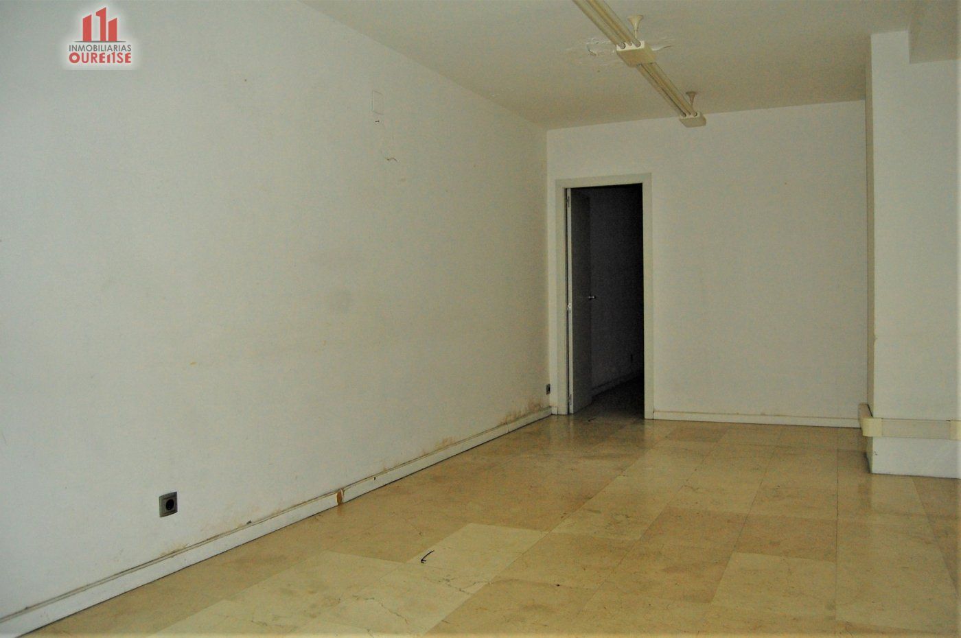 Commerce de détail dans Ourense, Orense à louer Photo du bâtiment- Image 1 de 4