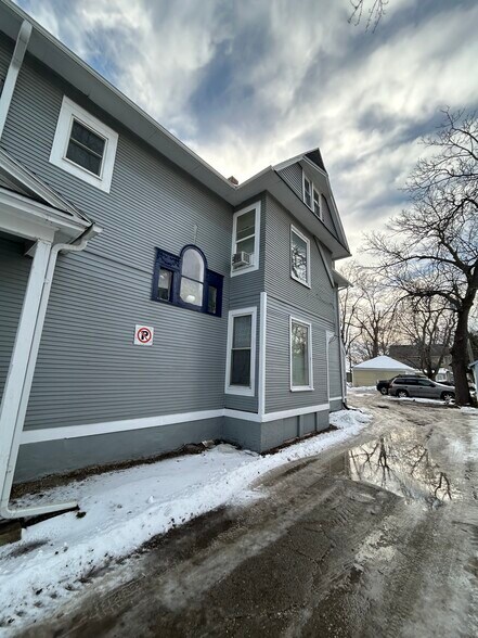 1424 30th St, Des Moines, IA à vendre - Photo du bâtiment - Image 3 de 19
