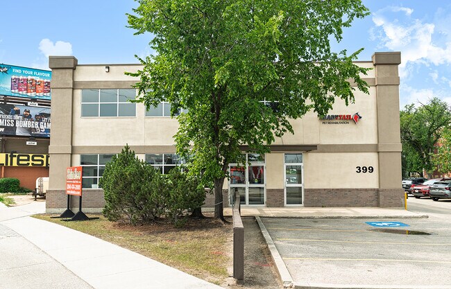 Plus de détails pour 399 Pembina Hwy, Winnipeg, MB - Bureau/Médical à louer