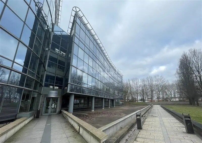 Bureau dans Villepinte à vendre - Photo du bâtiment - Image 2 de 10