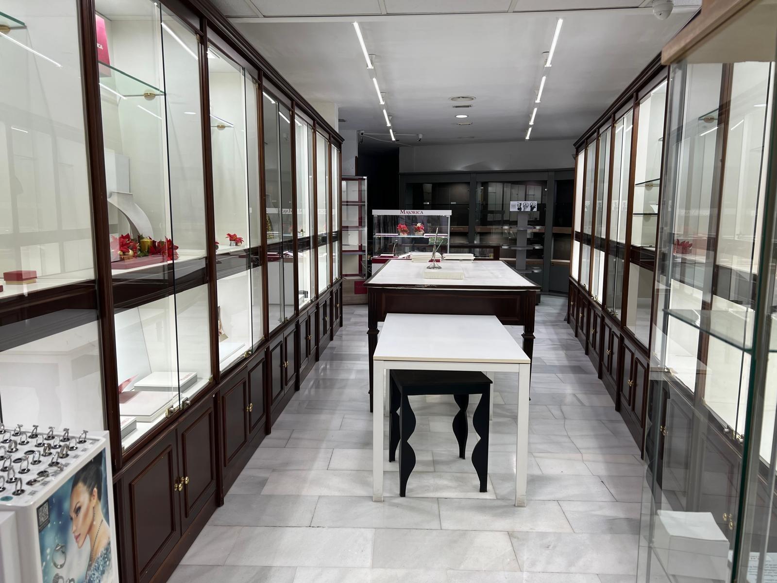 Retail in Córdoba, Córdoba for lease Building Photo- Image 1 of 11