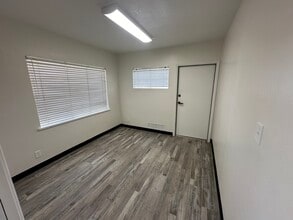 2731 H St, Bakersfield, CA for lease Interior Photo- Image 2 of 11