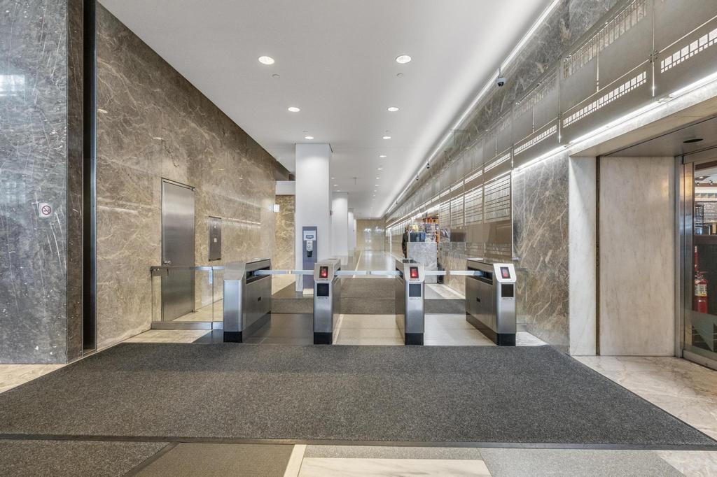 633 Third Ave, New York, NY 10017 - Unité 38th floor -  - Photo intérieure - Image 2 of 14