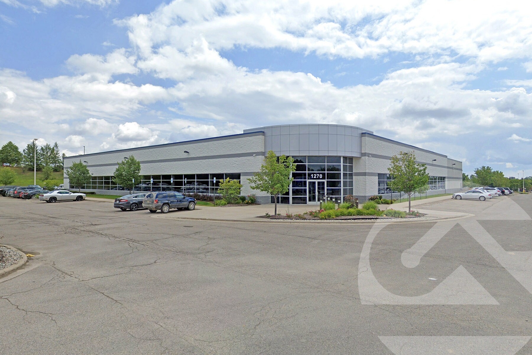 1270 Pacific Dr, Auburn Hills, MI for lease Primary Photo- Image 1 of 2