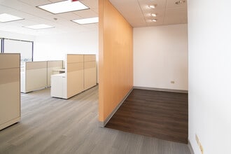 1051 Perimeter Dr, Schaumburg, IL à louer Photo intérieure- Image 2 de 9