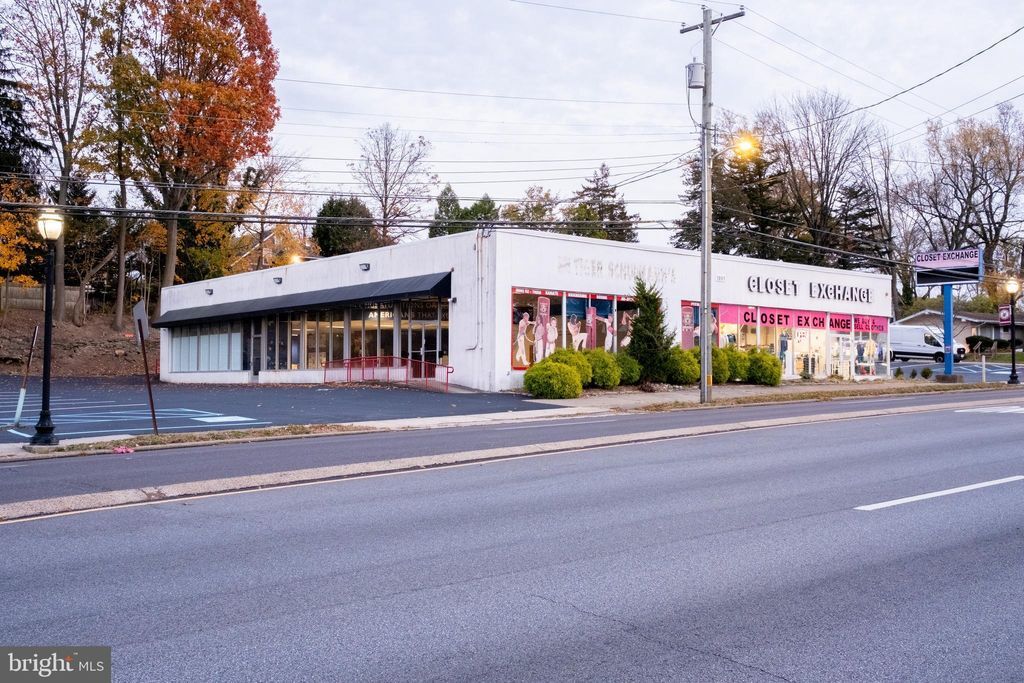 1901 Old York Rd, Abington Township, PA for lease Primary Photo- Image 1 of 3