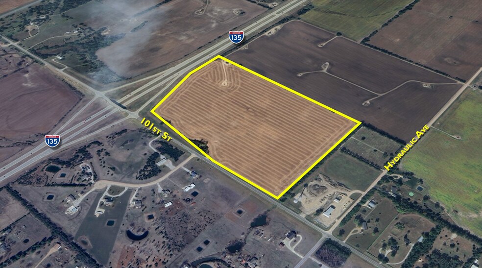 101st, Valley Center, KS for sale - Building Photo - Image 1 of 4