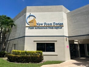 2101 NW 33rd St, Pompano Beach, FL for lease Building Photo- Image 1 of 12