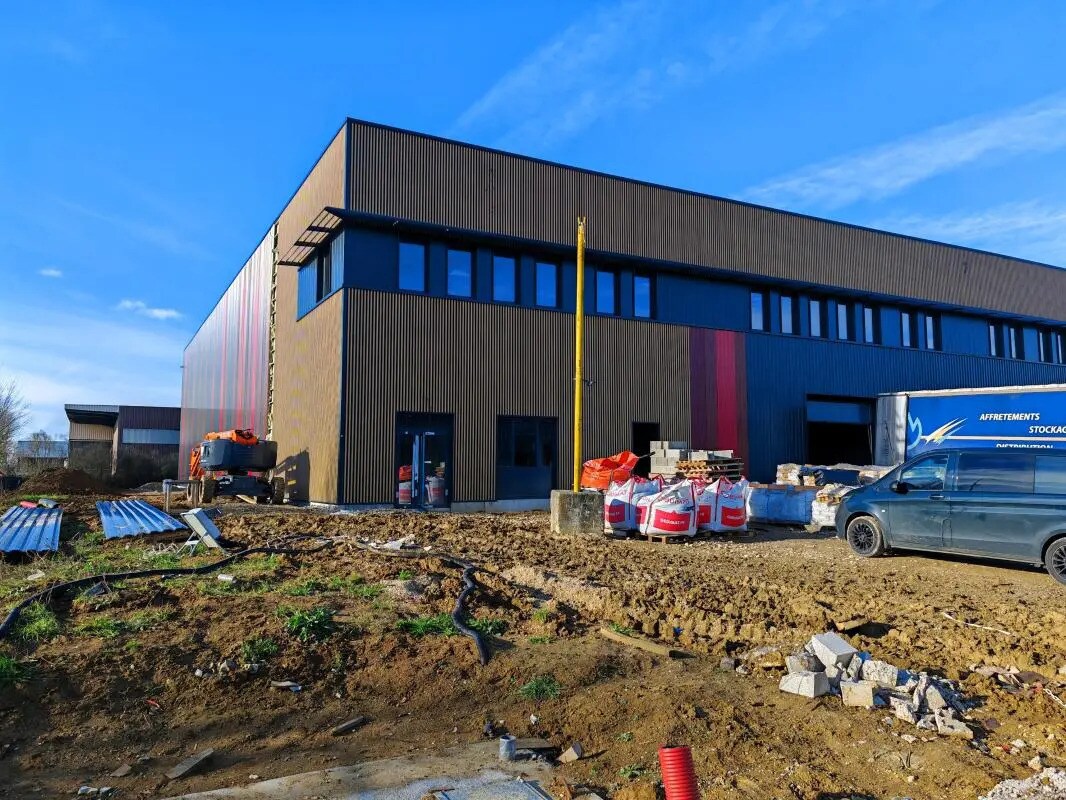 Industriel dans Mitry-Mory à louer Photo du bâtiment- Image 1 de 10