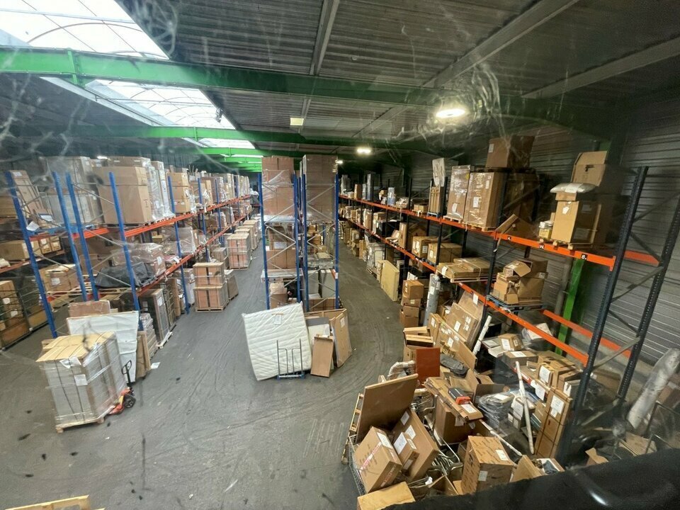 Flex dans Genas à louer Photo du bâtiment- Image 1 de 13
