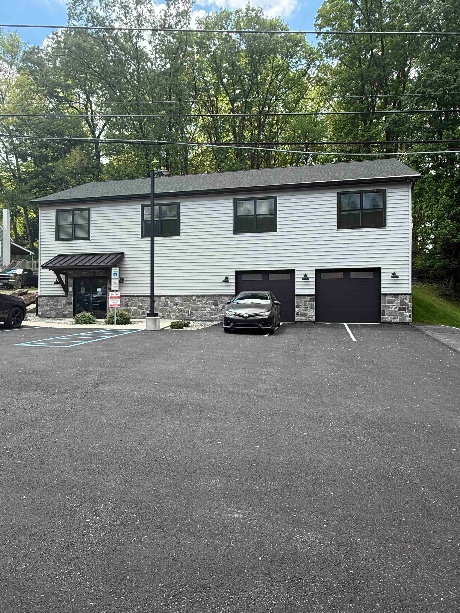2686 S Pike Ave, Allentown, PA à louer Photo du bâtiment- Image 1 de 7