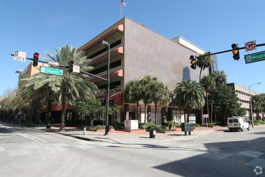 109 E Church St, Orlando, FL for lease - Building Photo - Image 3 of 12