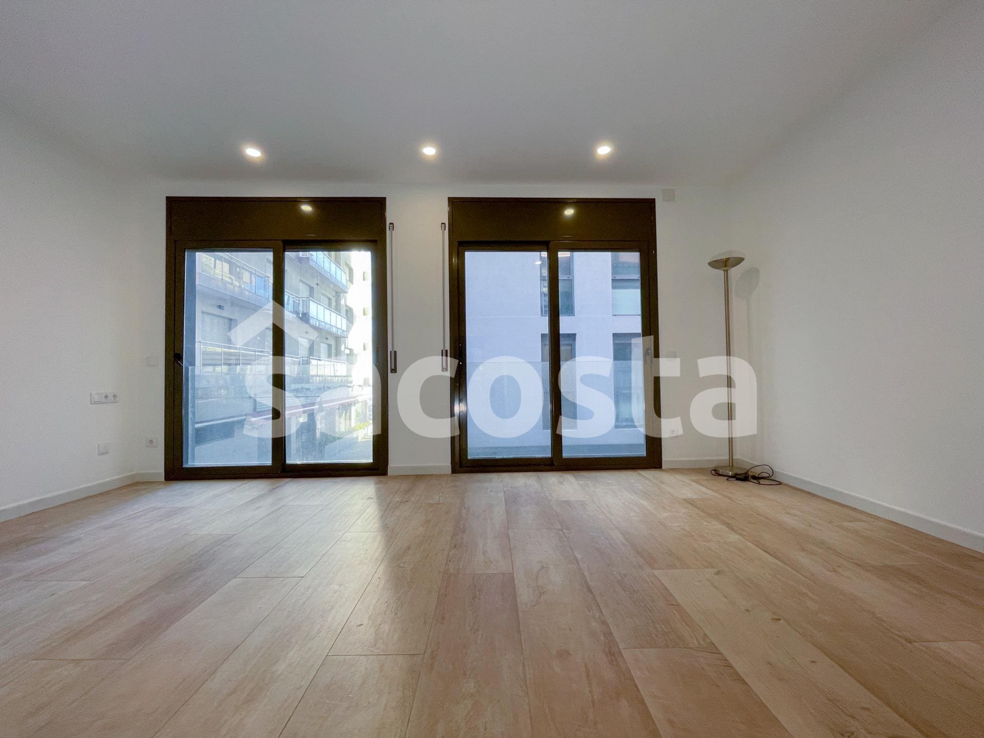 Immeuble residentiel dans Lloret de Mar, Gerona à vendre Photo intérieure- Image 1 de 4