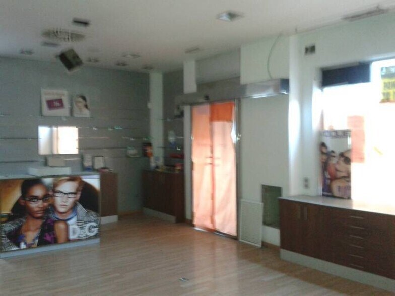 Retail in València for sale - Building Photo - Image 3 of 7