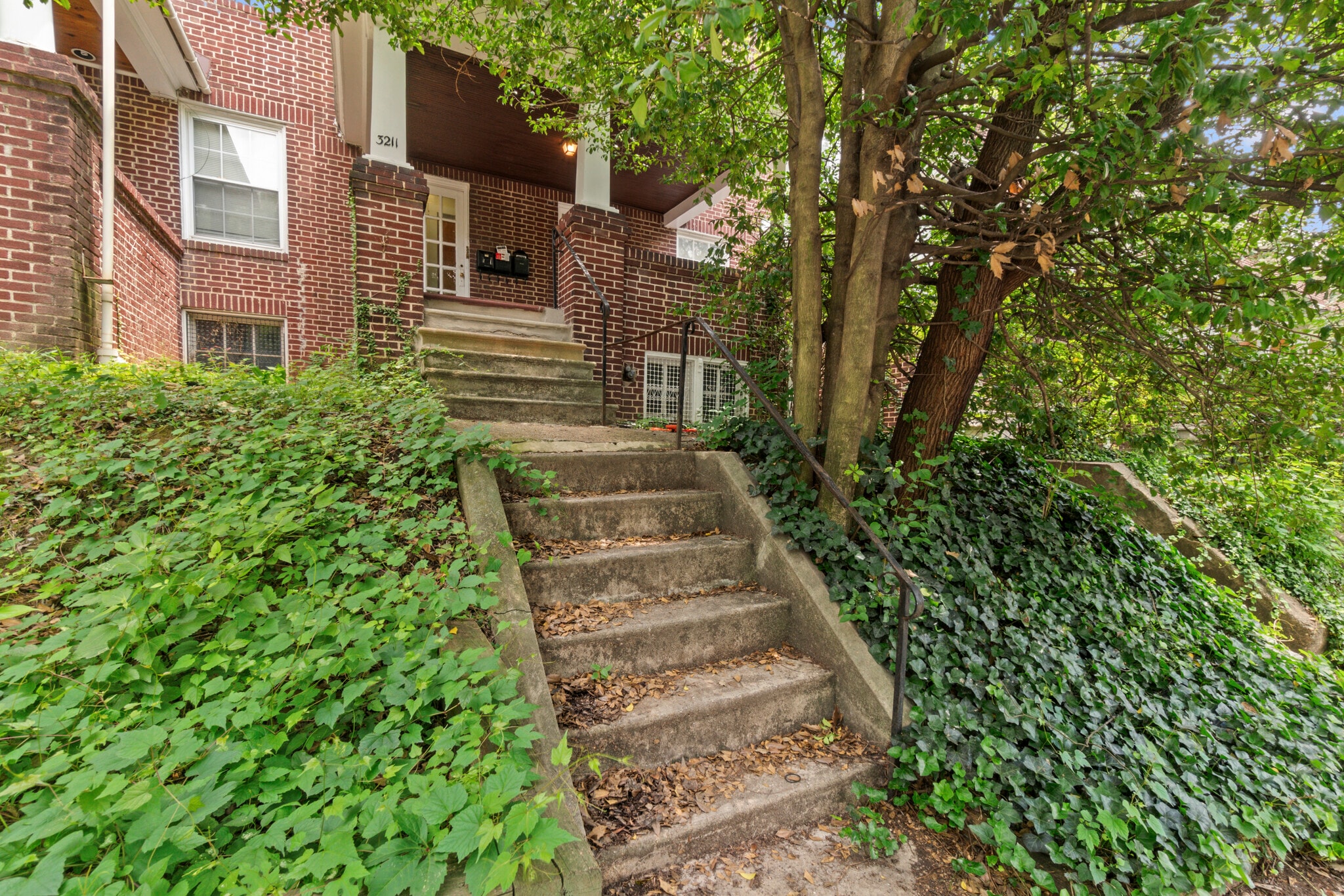 3211 Guilford Ave, Baltimore, MD à vendre Photo principale- Image 1 de 29