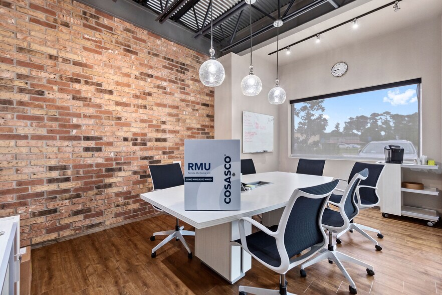 1315 Rayford Park Rd, Spring, TX for lease - Interior Photo - Image 3 of 17