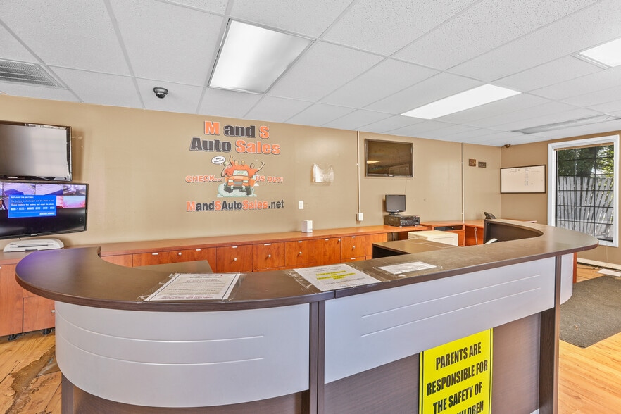 6580 Ga-85 Hwy, Riverdale, GA for sale - Interior Photo - Image 3 of 16