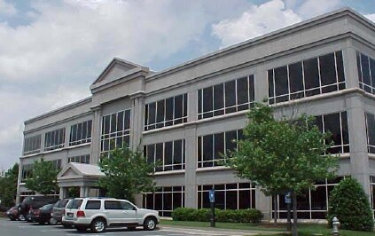 5780 Windward Pky, Alpharetta, GA à louer - Photo du bâtiment - Image 1 de 6